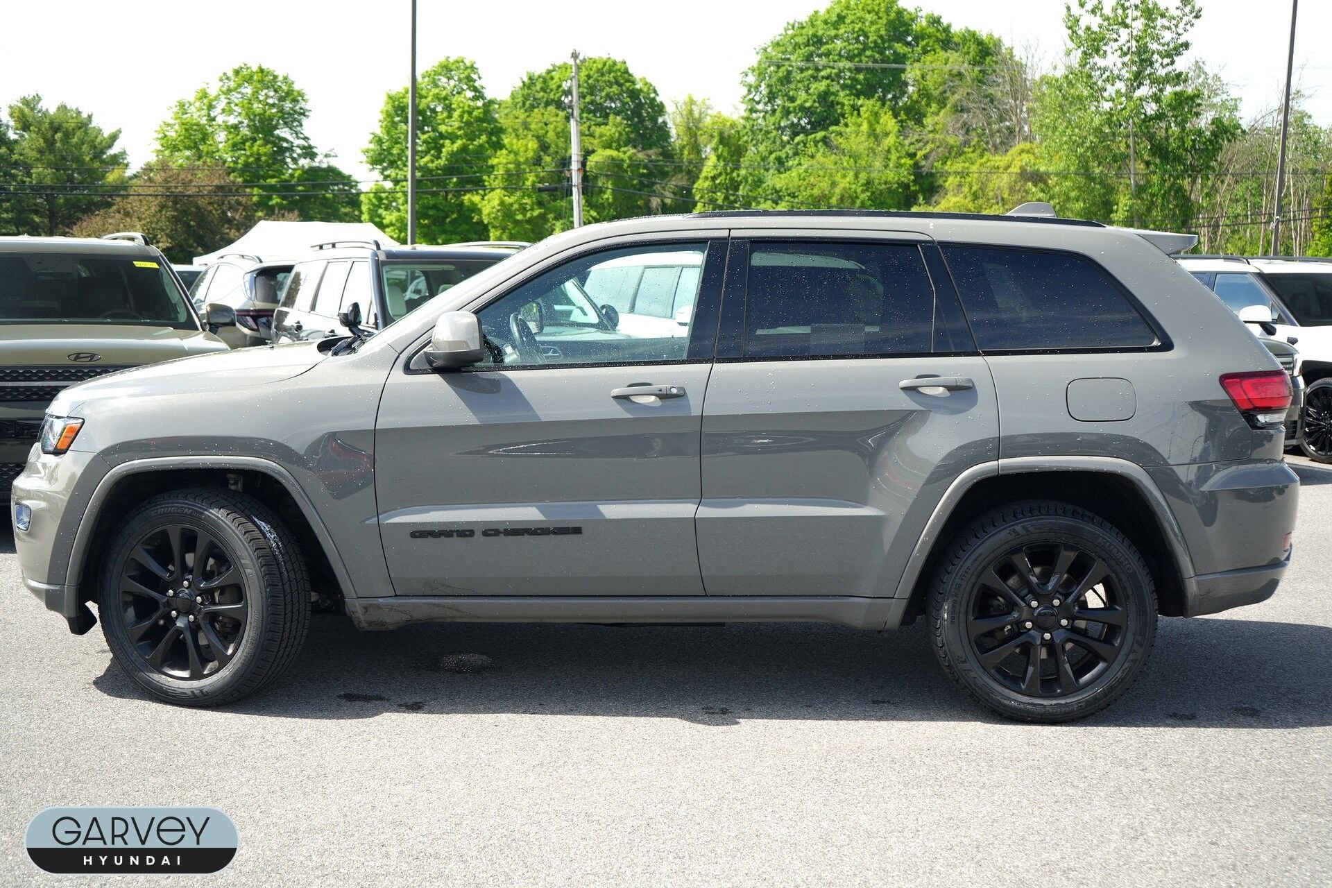 2020 Jeep Grand Cherokee Altitude