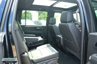 2025 Chevrolet Suburban LT