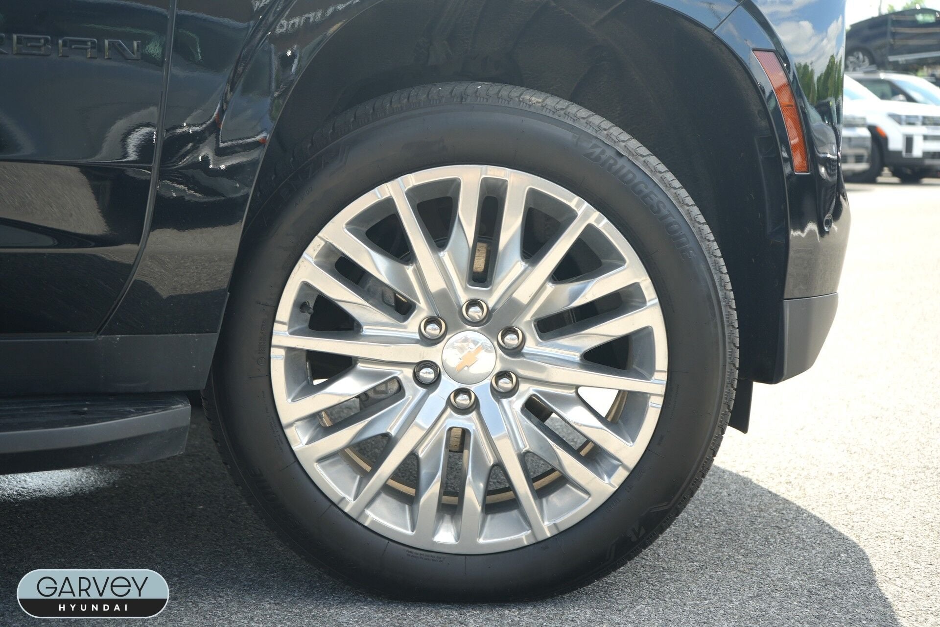 2025 Chevrolet Suburban LT