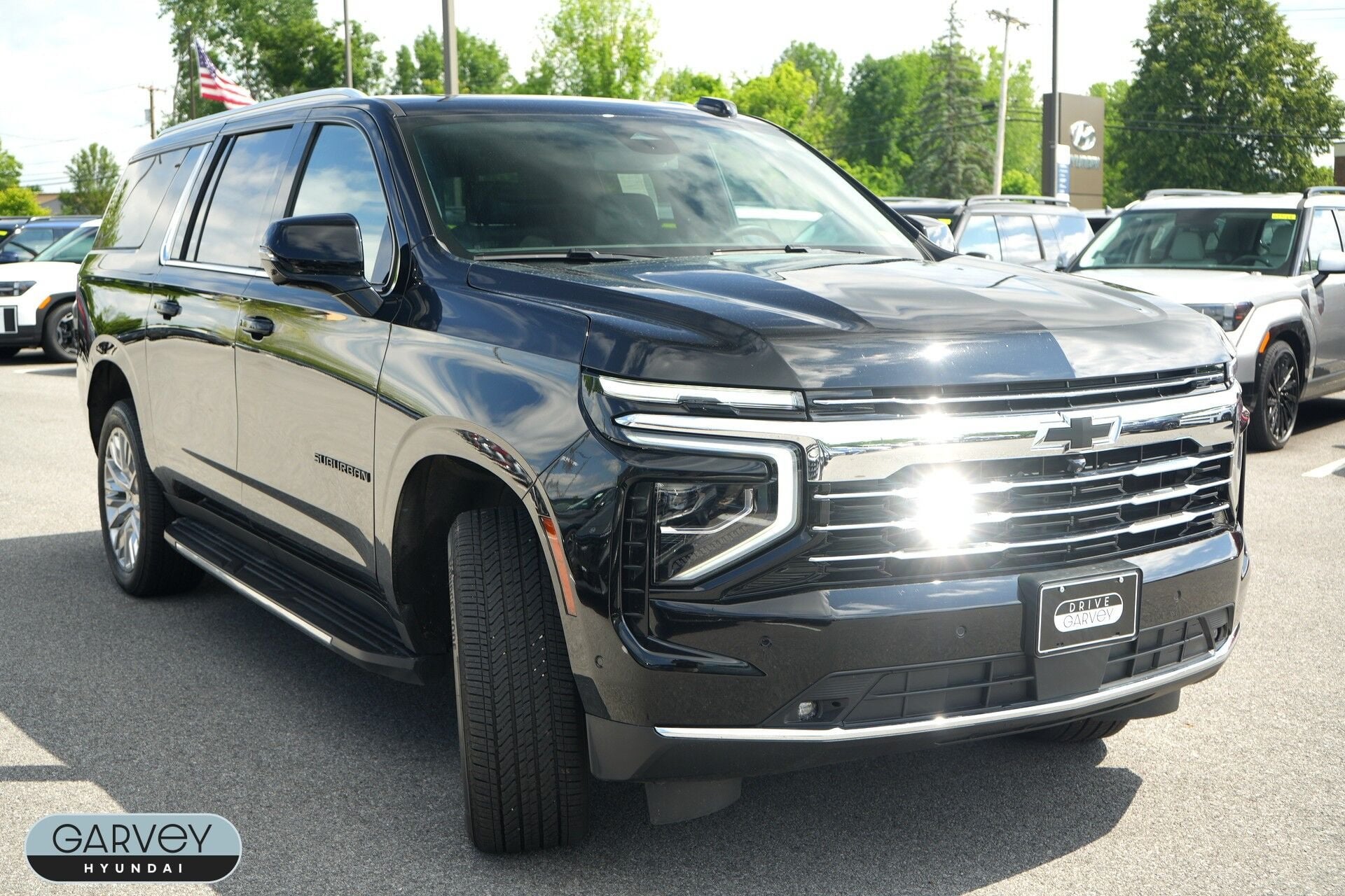 2025 Chevrolet Suburban LT