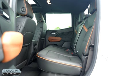 2023 GMC Canyon 4WD AT4