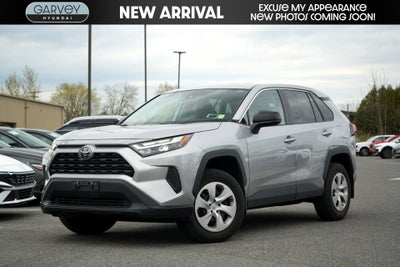 2023 Toyota RAV4 LE