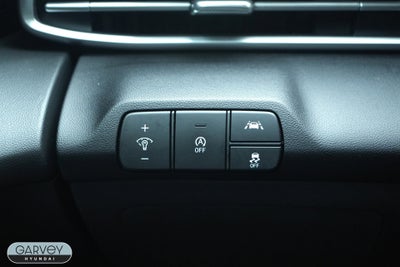 2022 Hyundai Elantra SE