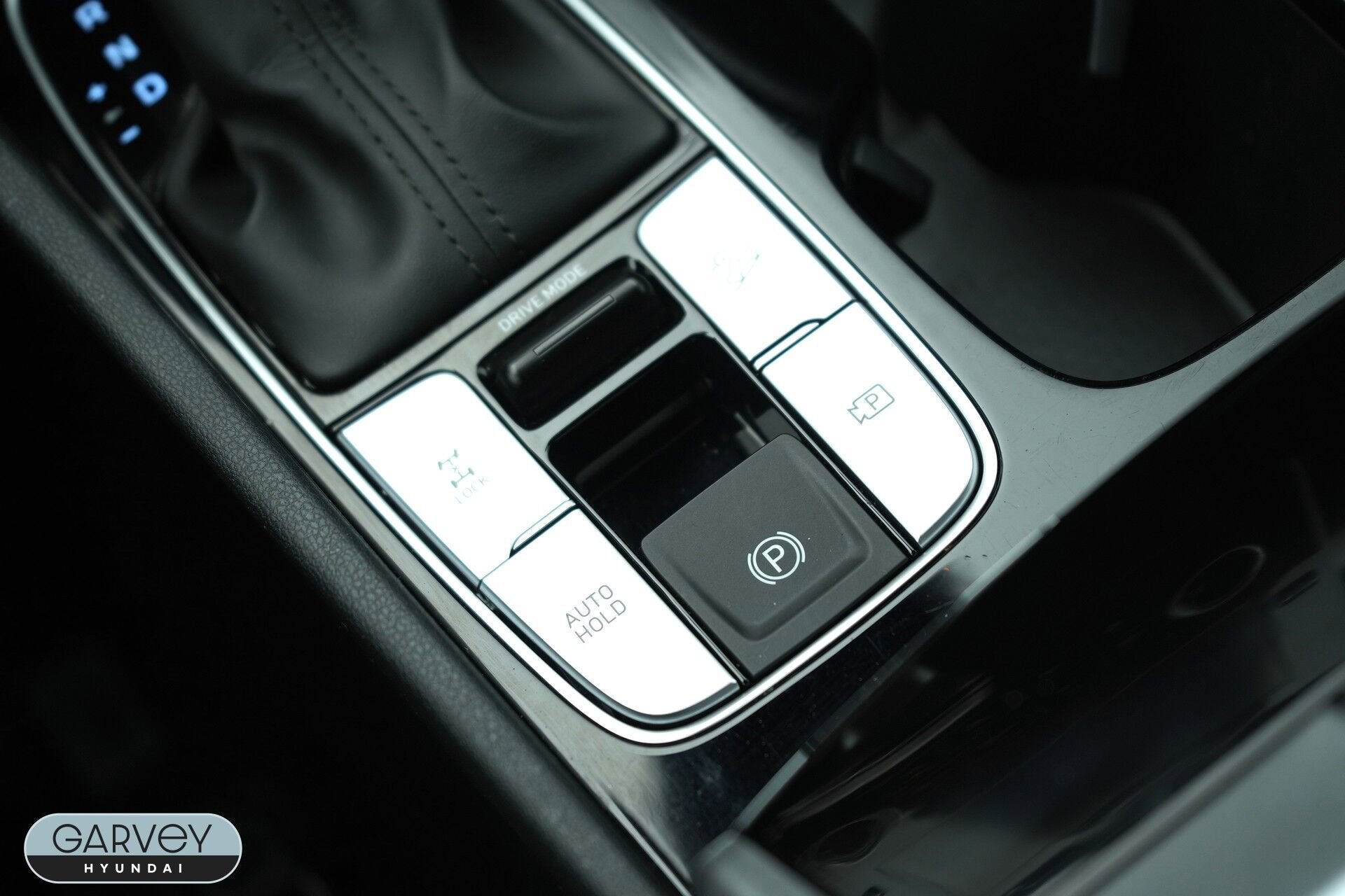 2024 Hyundai Santa Cruz SE