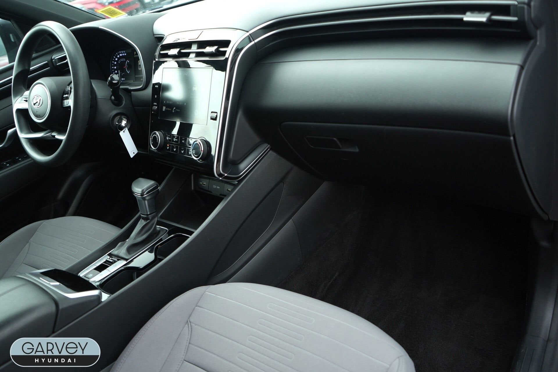 2024 Hyundai Santa Cruz SE