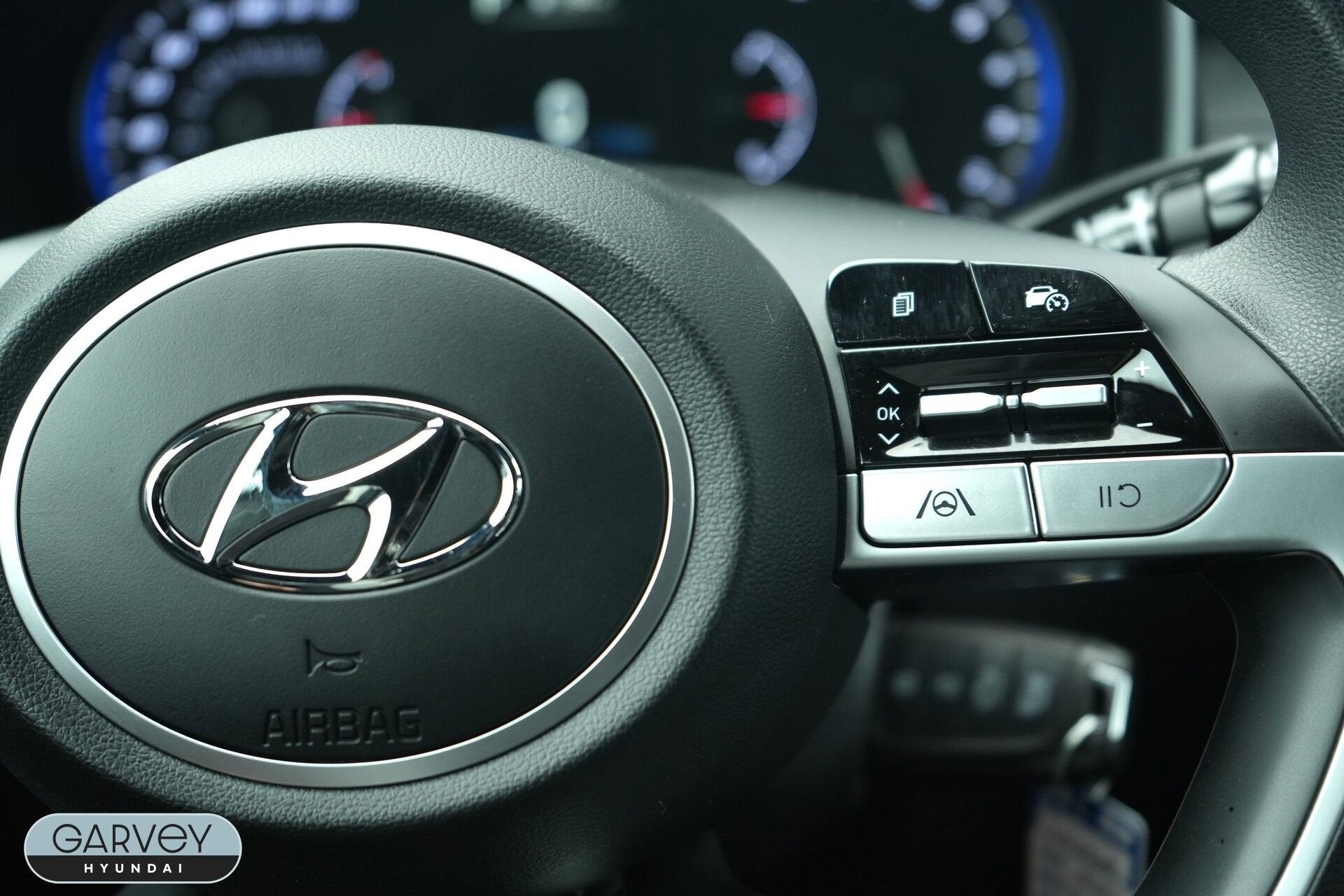 2024 Hyundai Santa Cruz SE