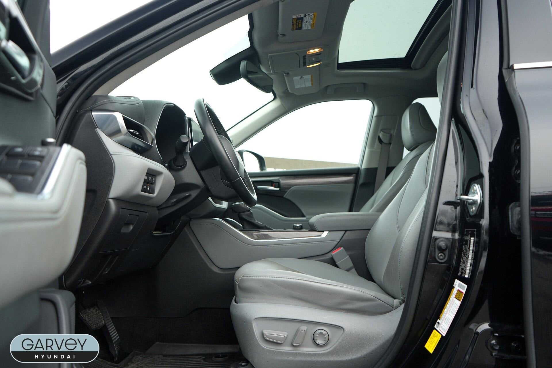 2023 Toyota Highlander Base