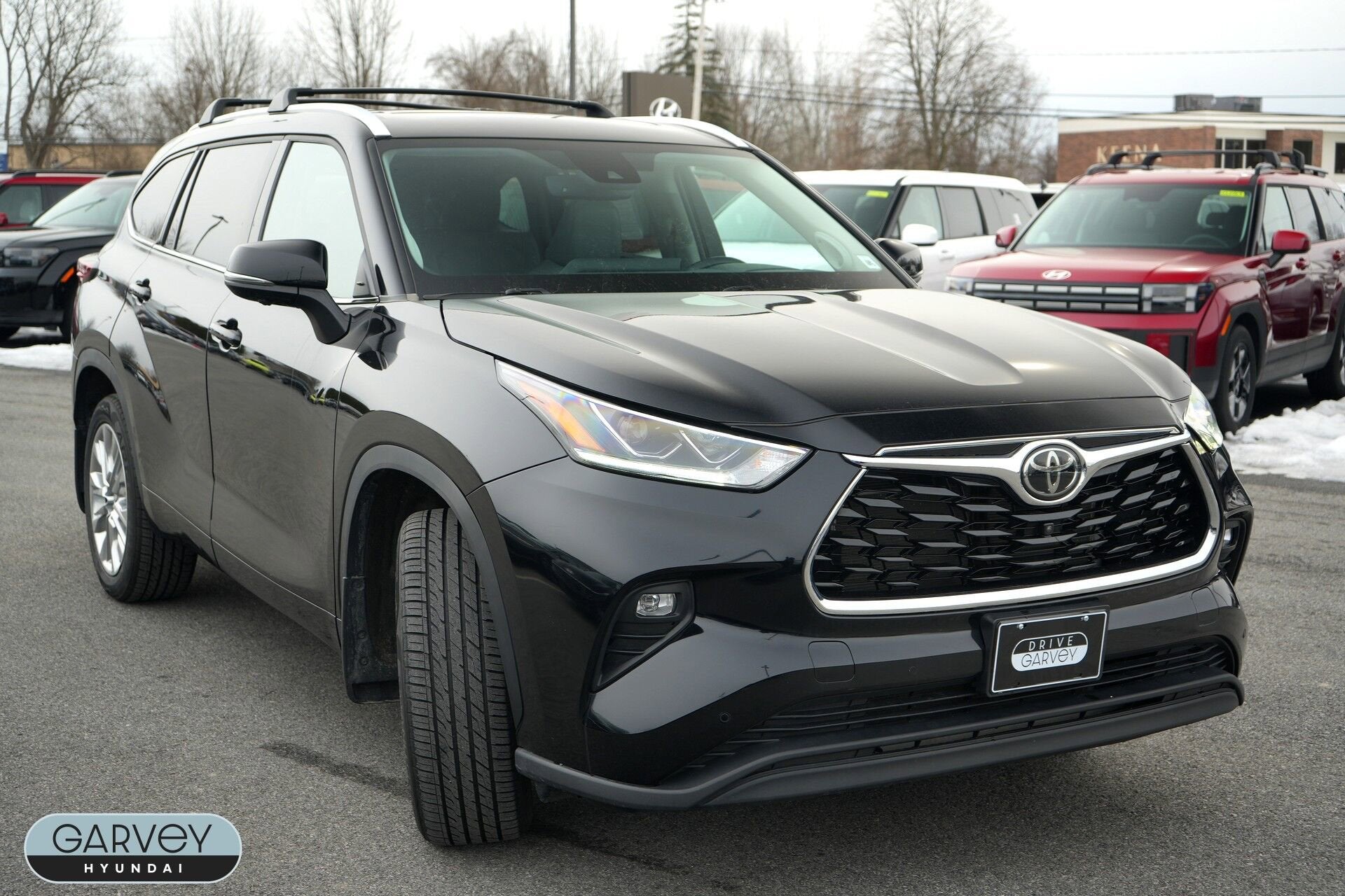 2023 Toyota Highlander Base