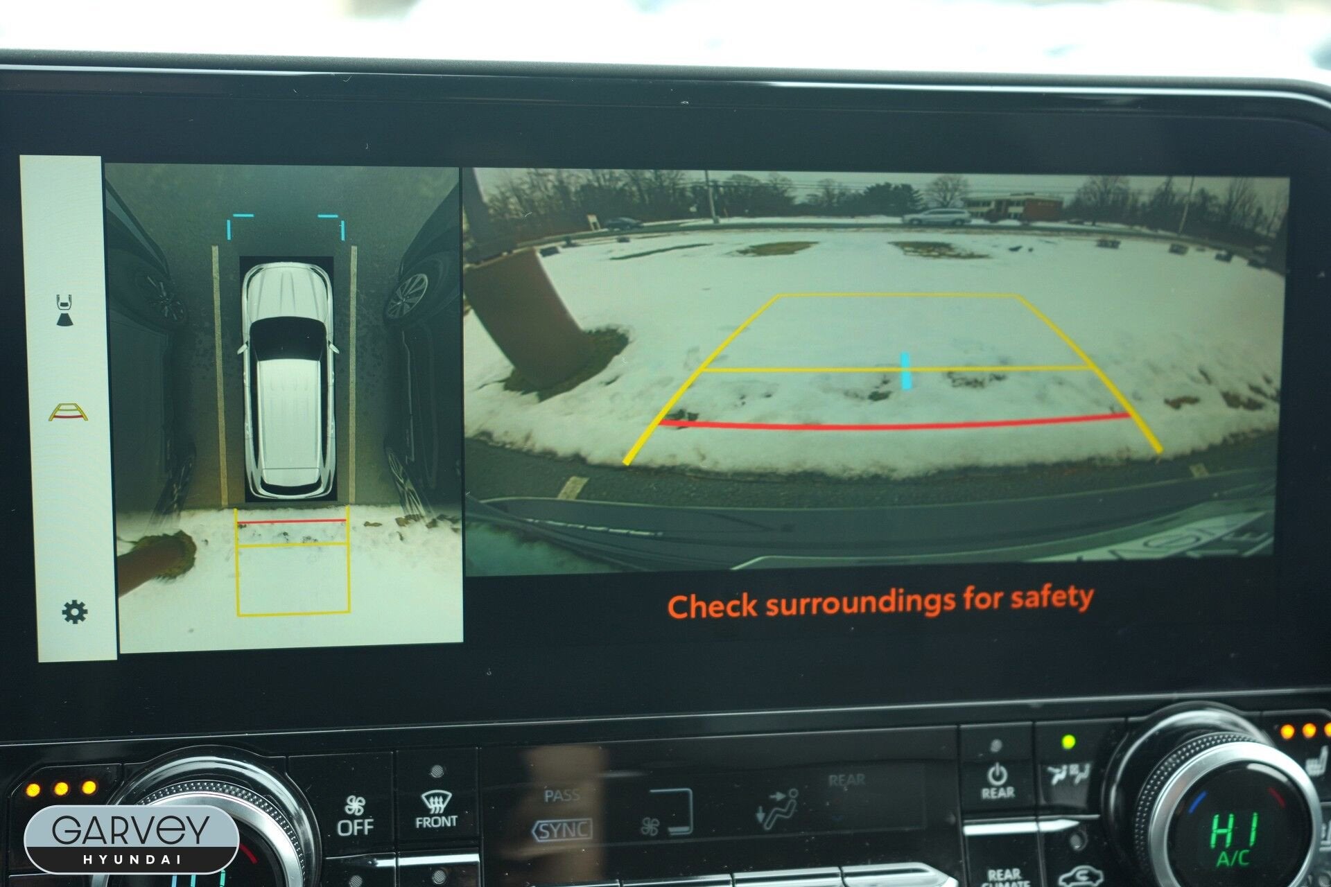 2023 Toyota Highlander Base