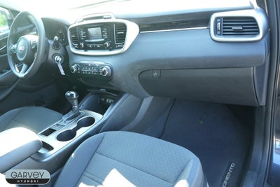 2017 Kia Sorento LX