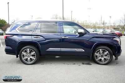 2024 Toyota Sequoia Base