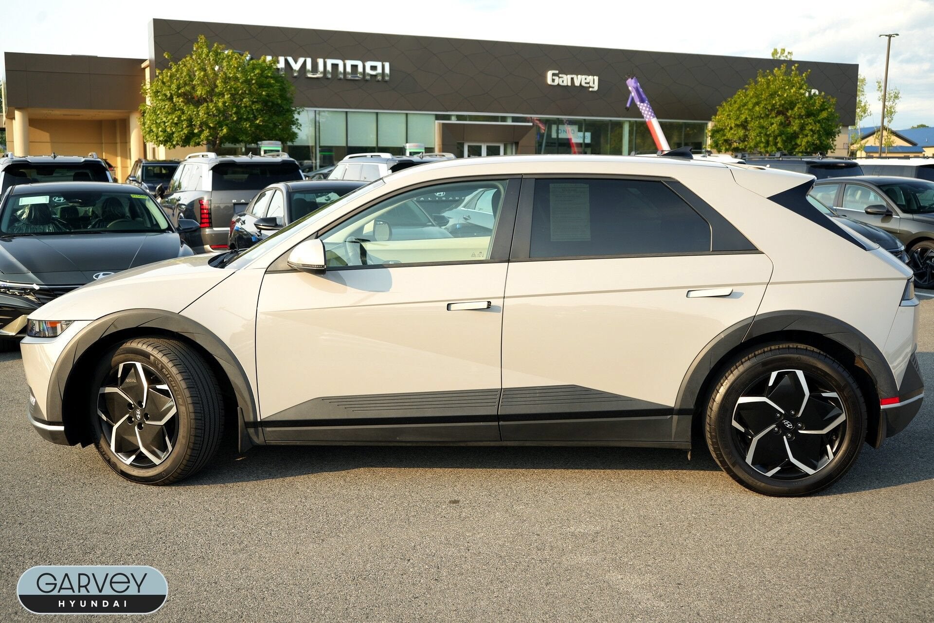 2023 Hyundai IONIQ 5 SE