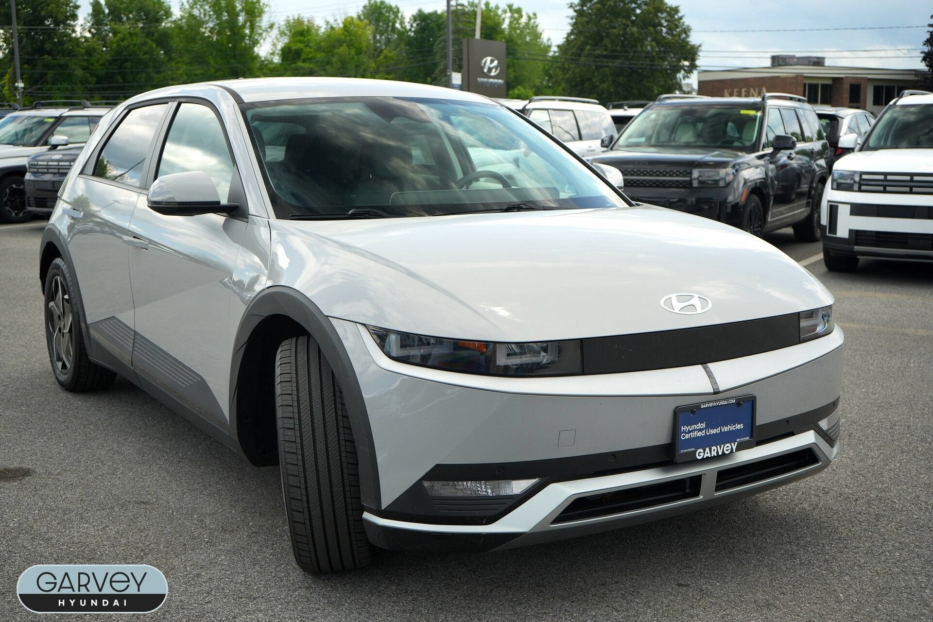 2024 Hyundai IONIQ 5 SEL