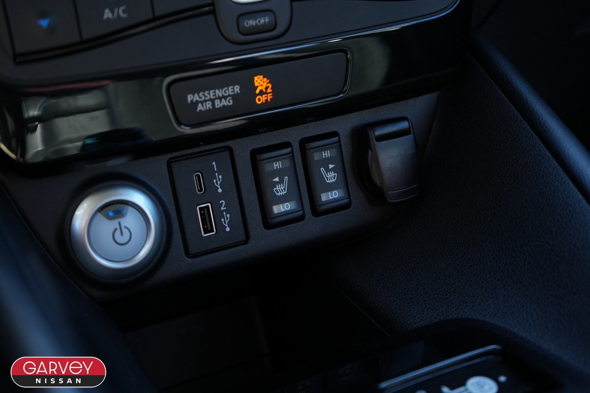 2022 Nissan LEAF SV