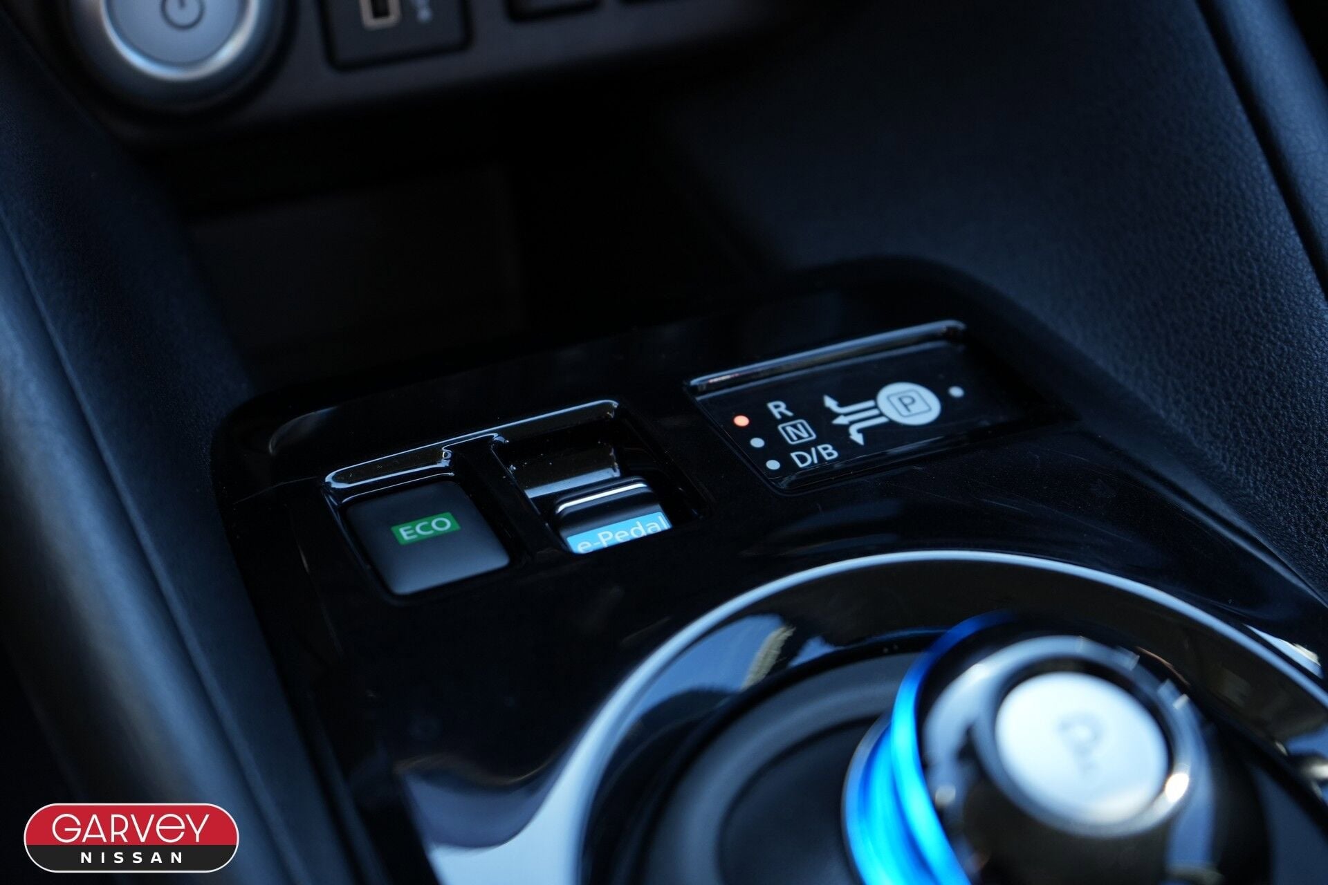 2022 Nissan LEAF SV