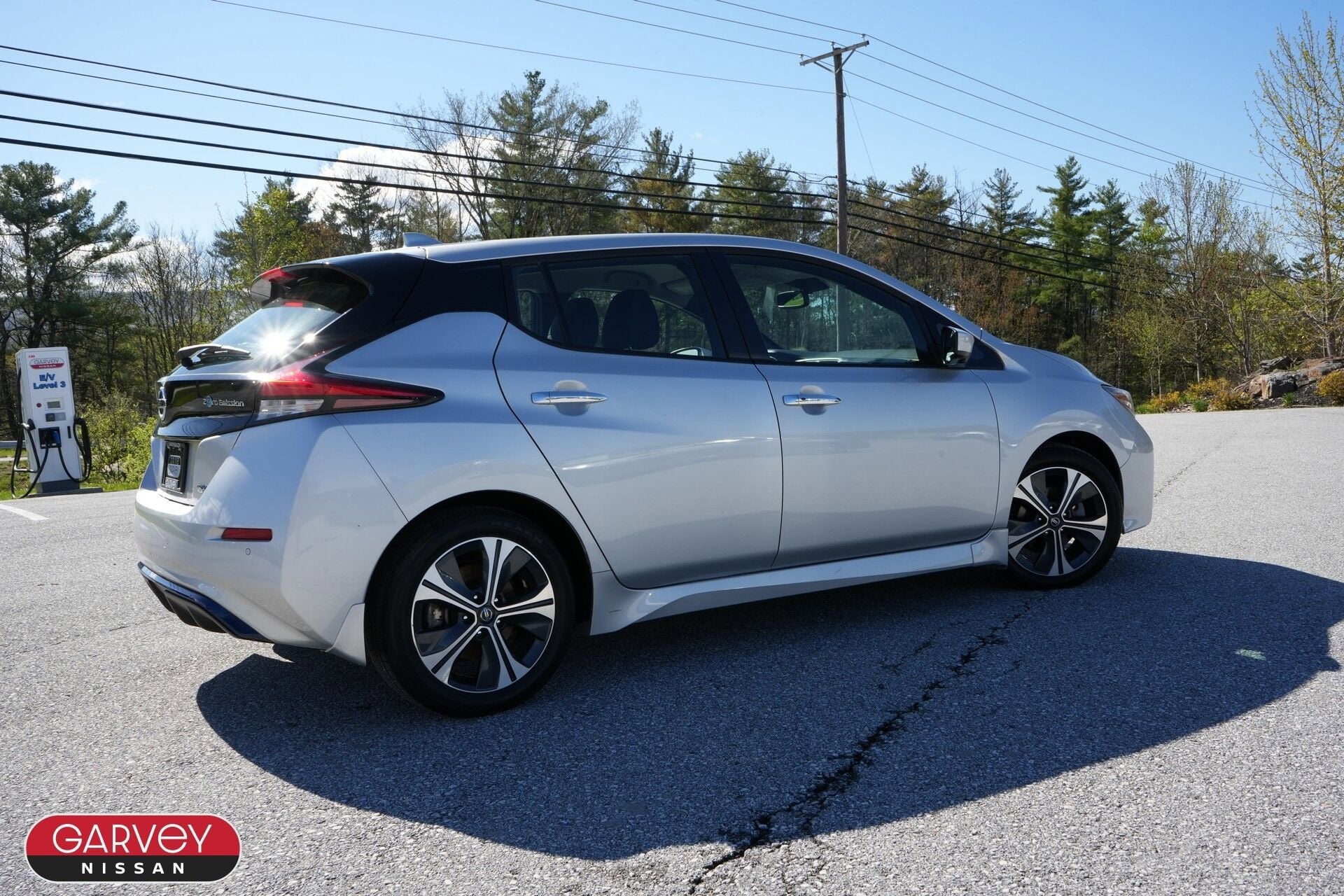2022 Nissan LEAF SV