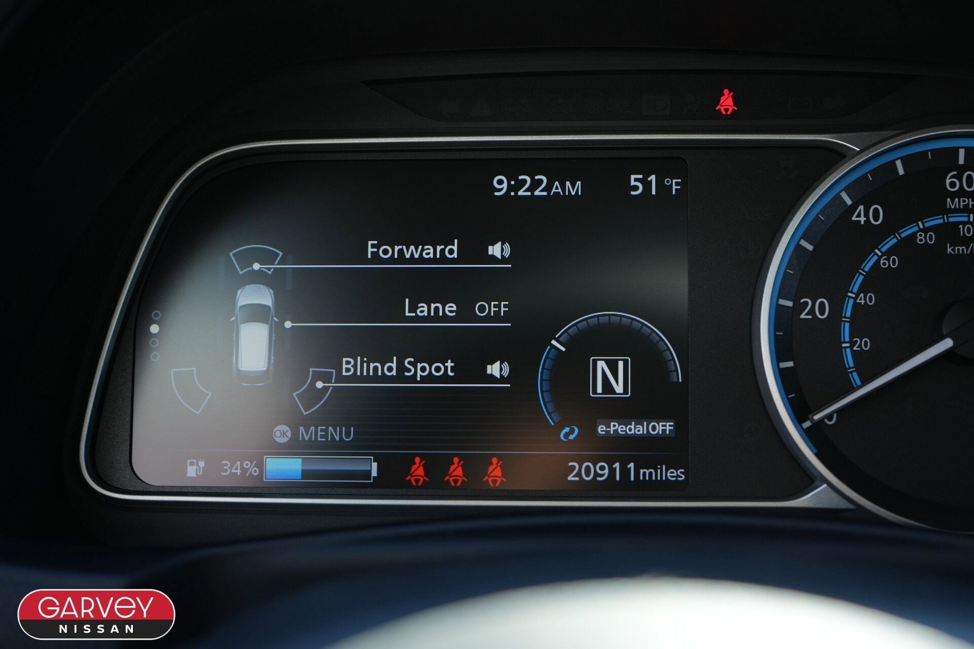 2022 Nissan LEAF SV