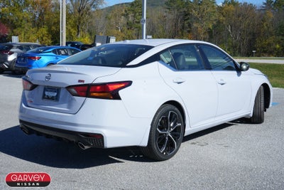2025 Nissan Altima SR