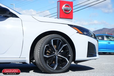 2025 Nissan Altima SR