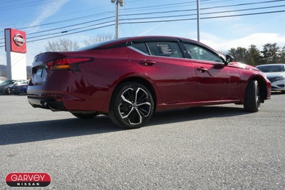 2024 Nissan Altima SR