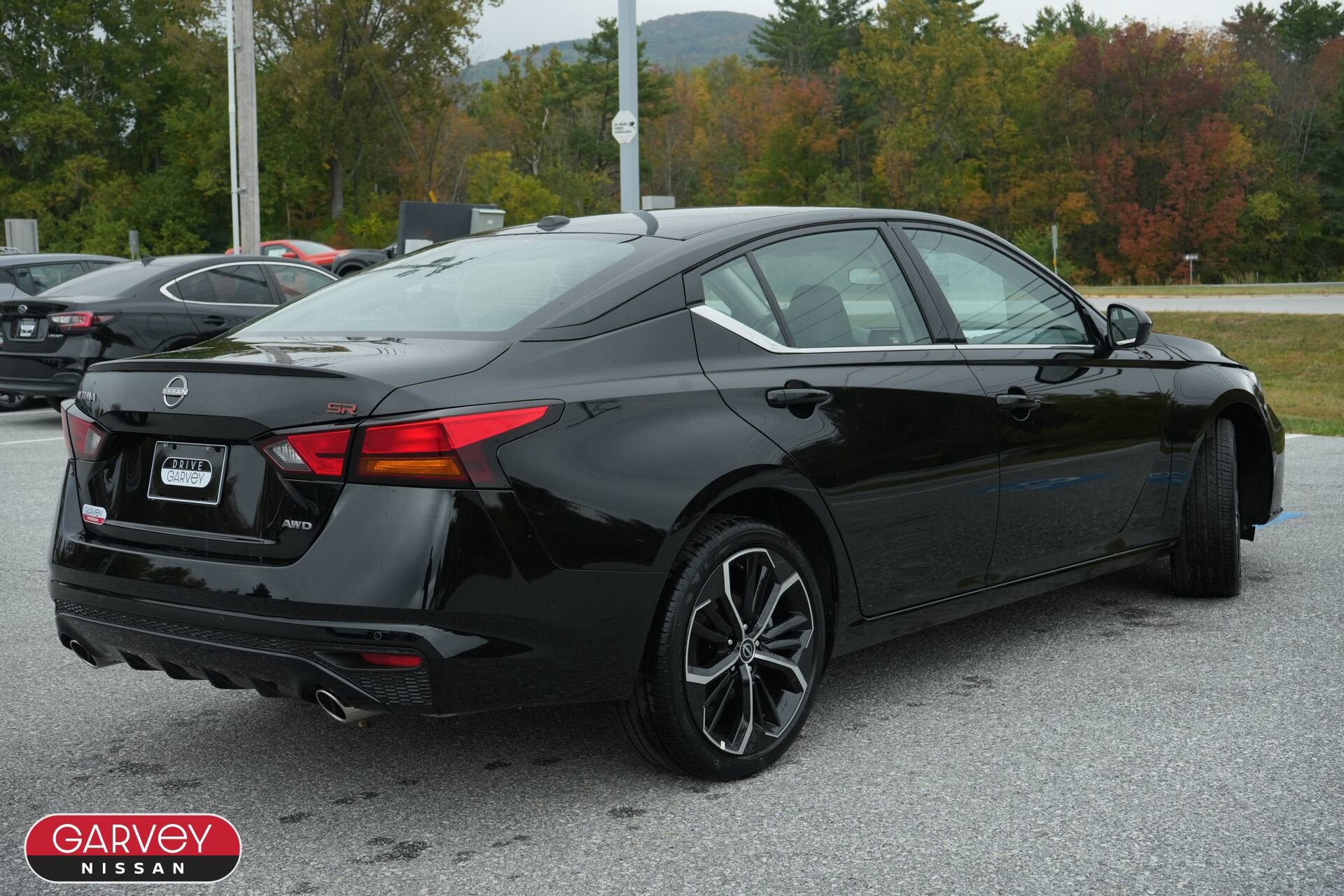 2025 Nissan Altima SR