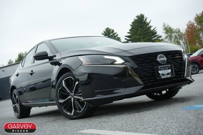 2025 Nissan Altima SR