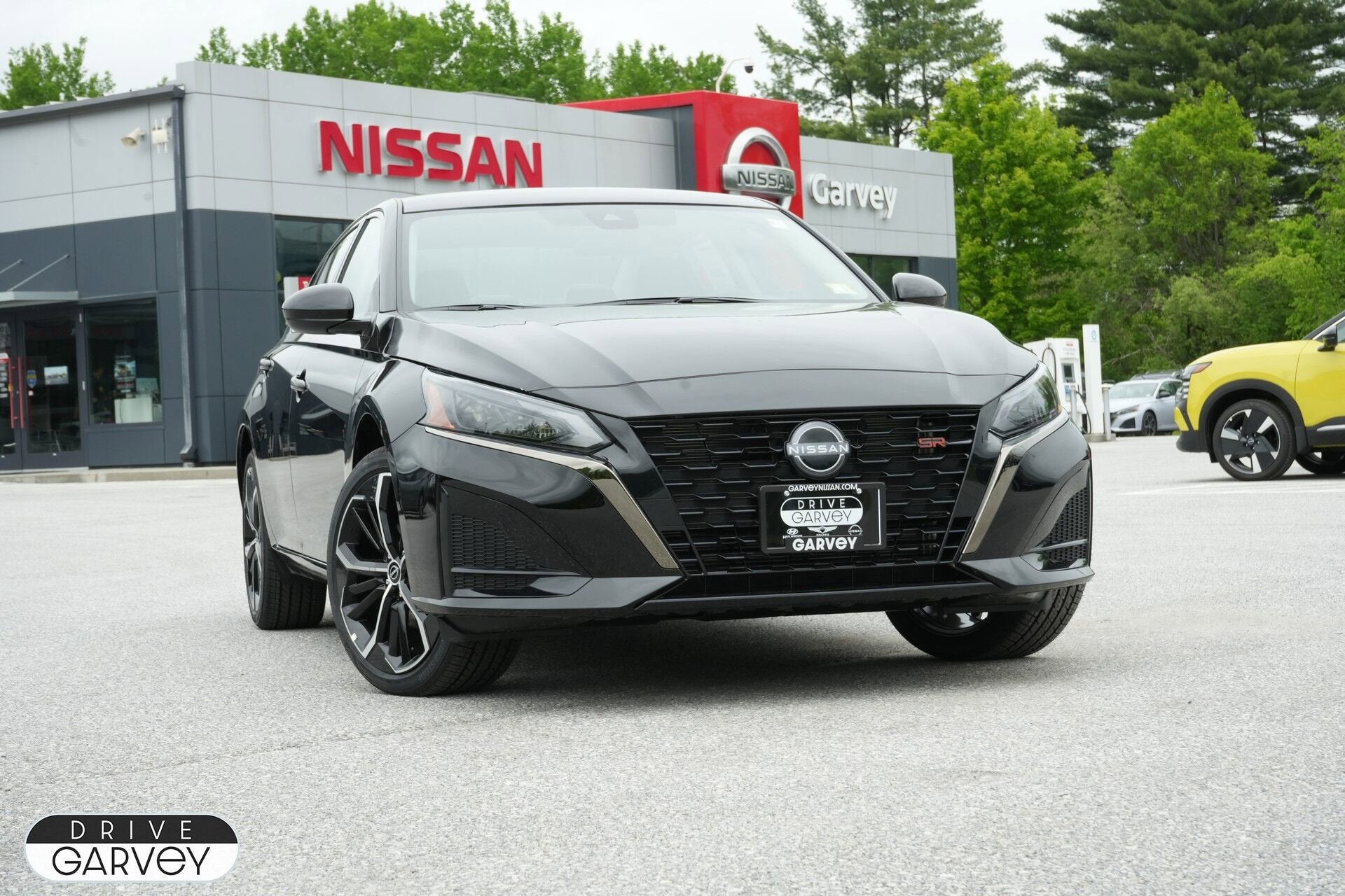 2025 Nissan Altima SR