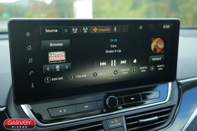 2025 Nissan Altima SR