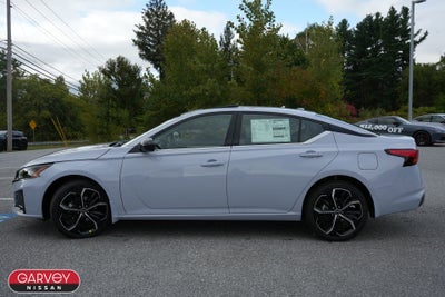 2025 Nissan Altima SR