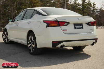 2022 Nissan Altima SV