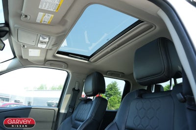 2024 Nissan Frontier SL