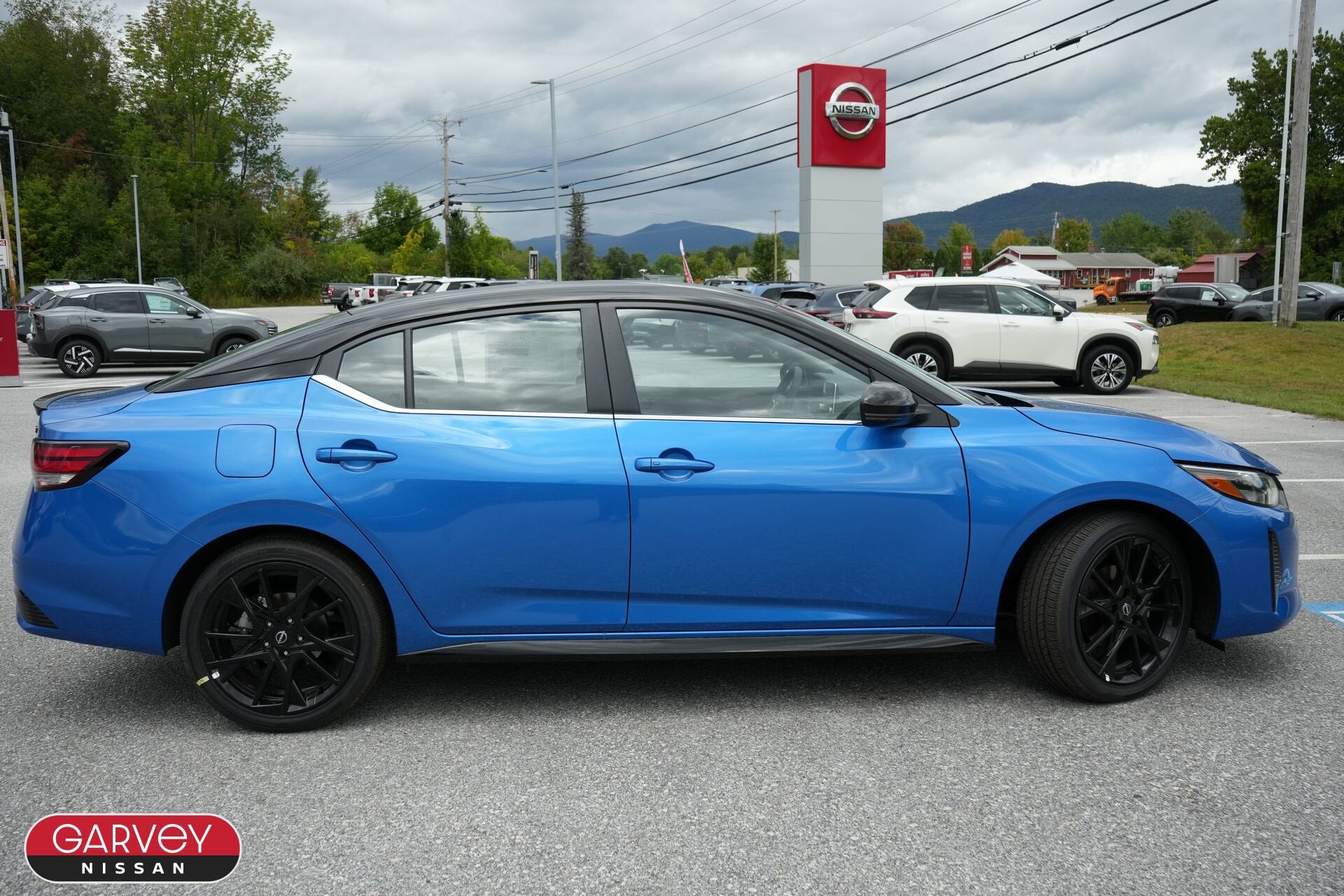 2025 Nissan Sentra SR Midnight Edition