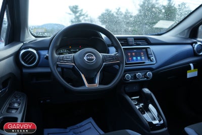 2025 Nissan Versa SV