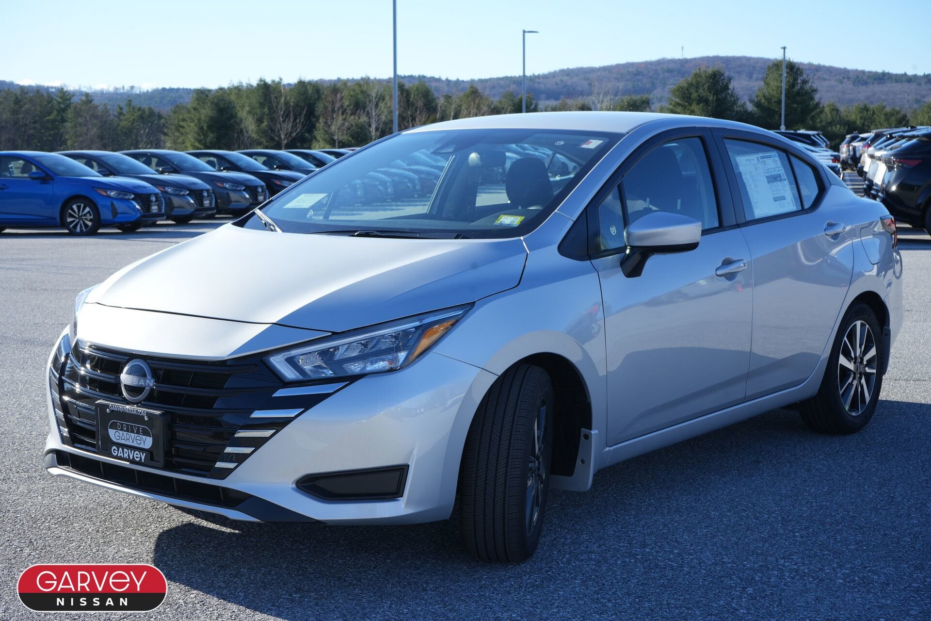 2025 Nissan Versa SV