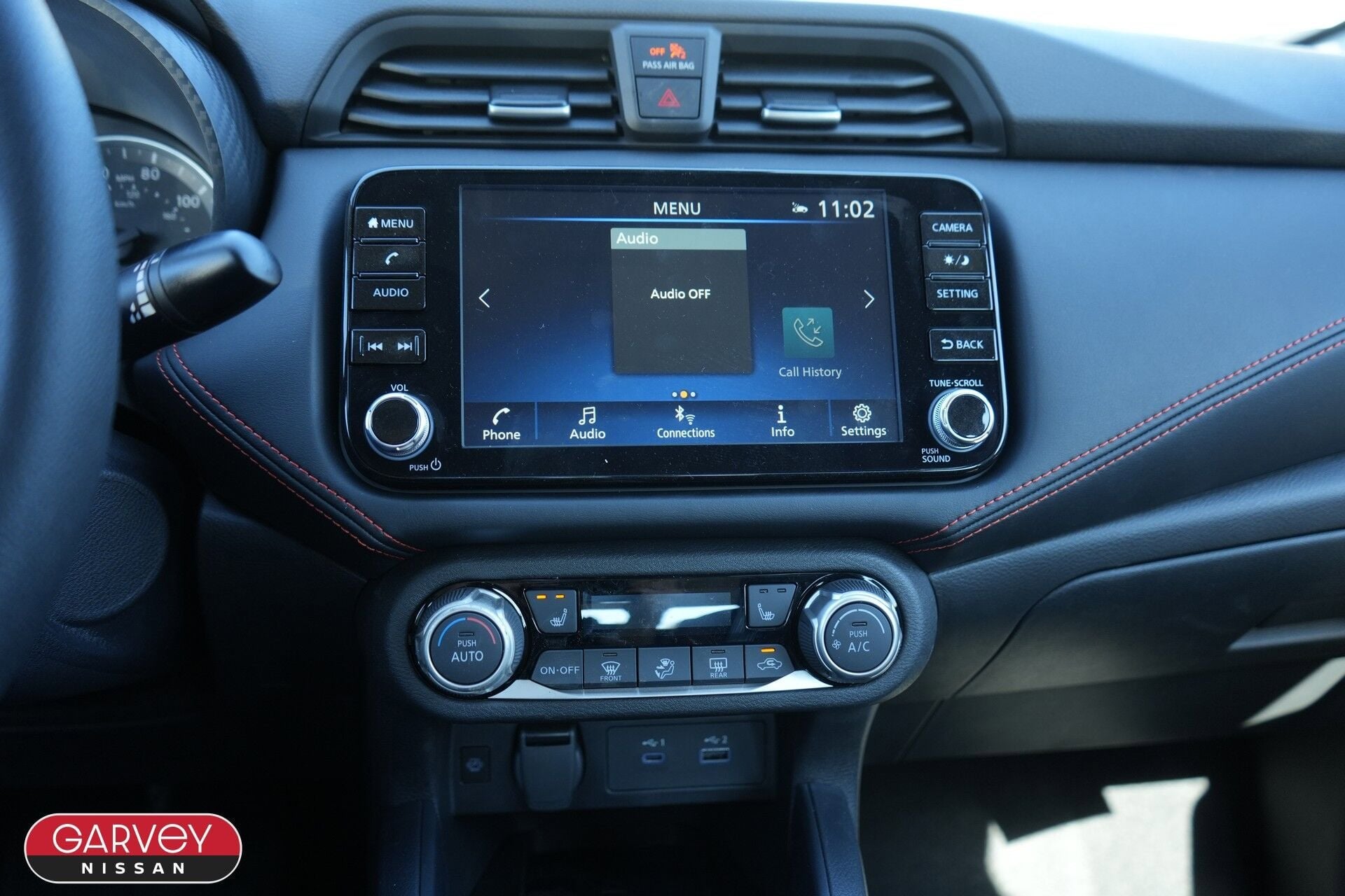 2025 Nissan Versa SR