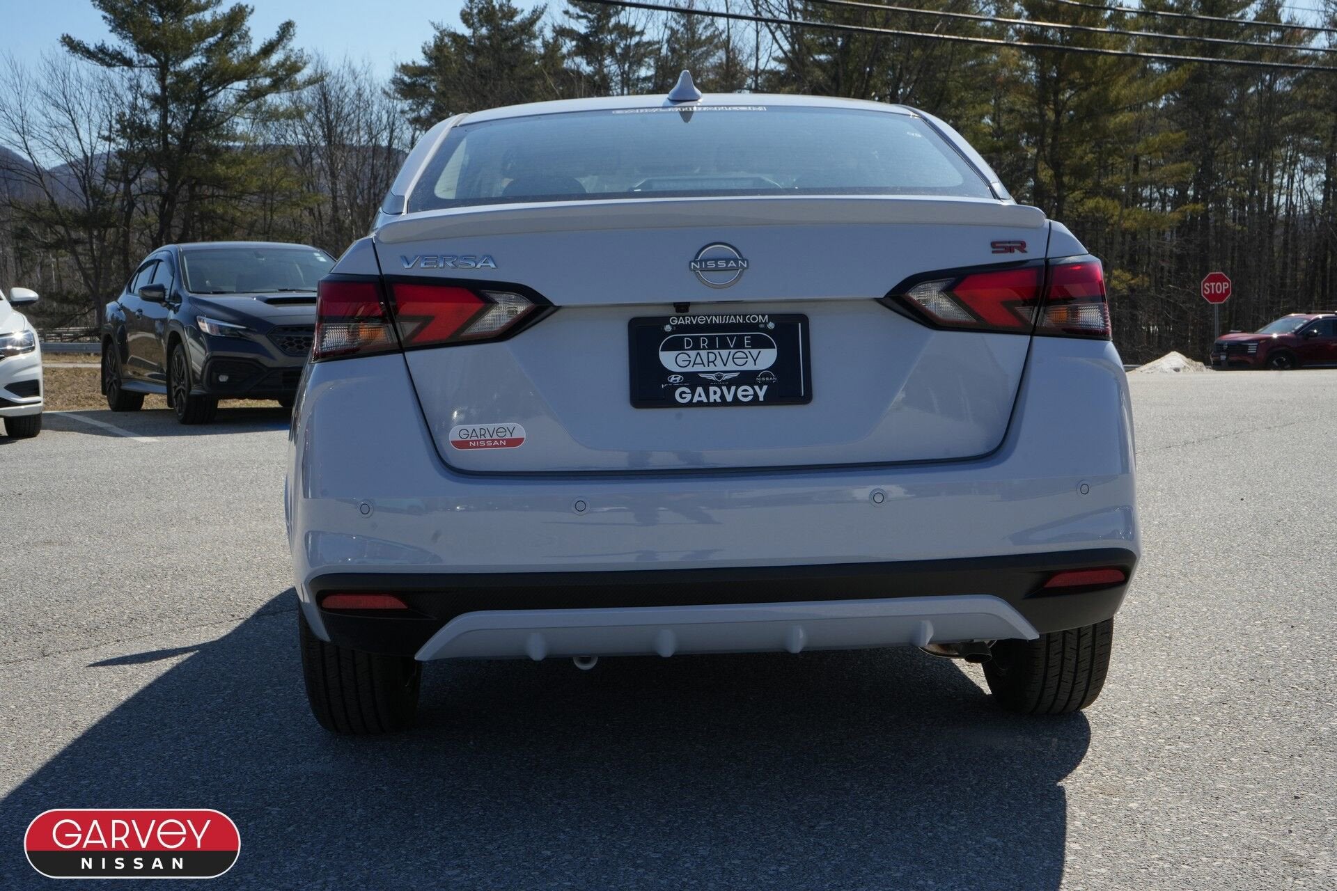 2025 Nissan Versa SR