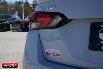 2025 Nissan Versa SR