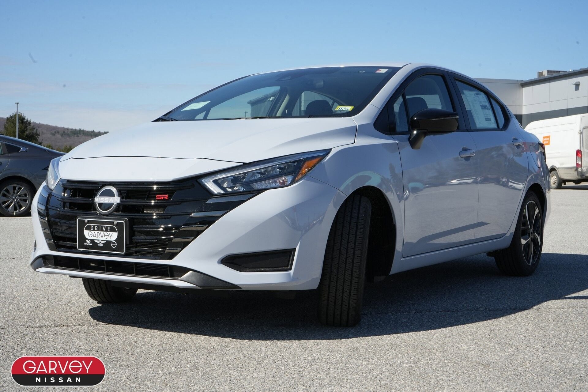 2025 Nissan Versa SR