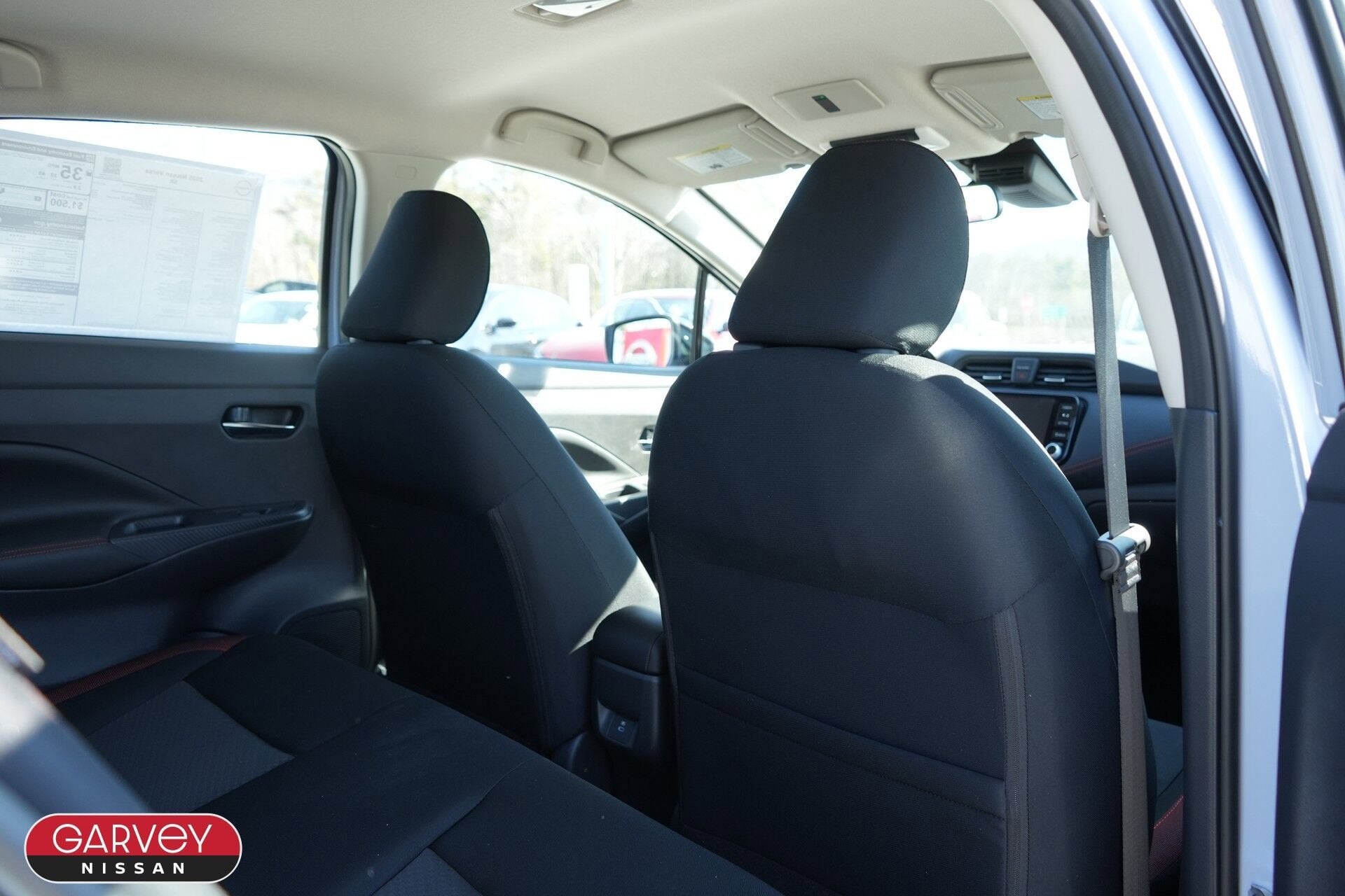 2025 Nissan Versa SR