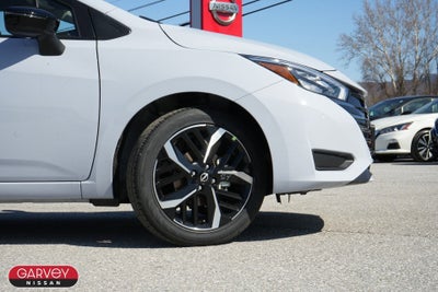 2025 Nissan Versa SR