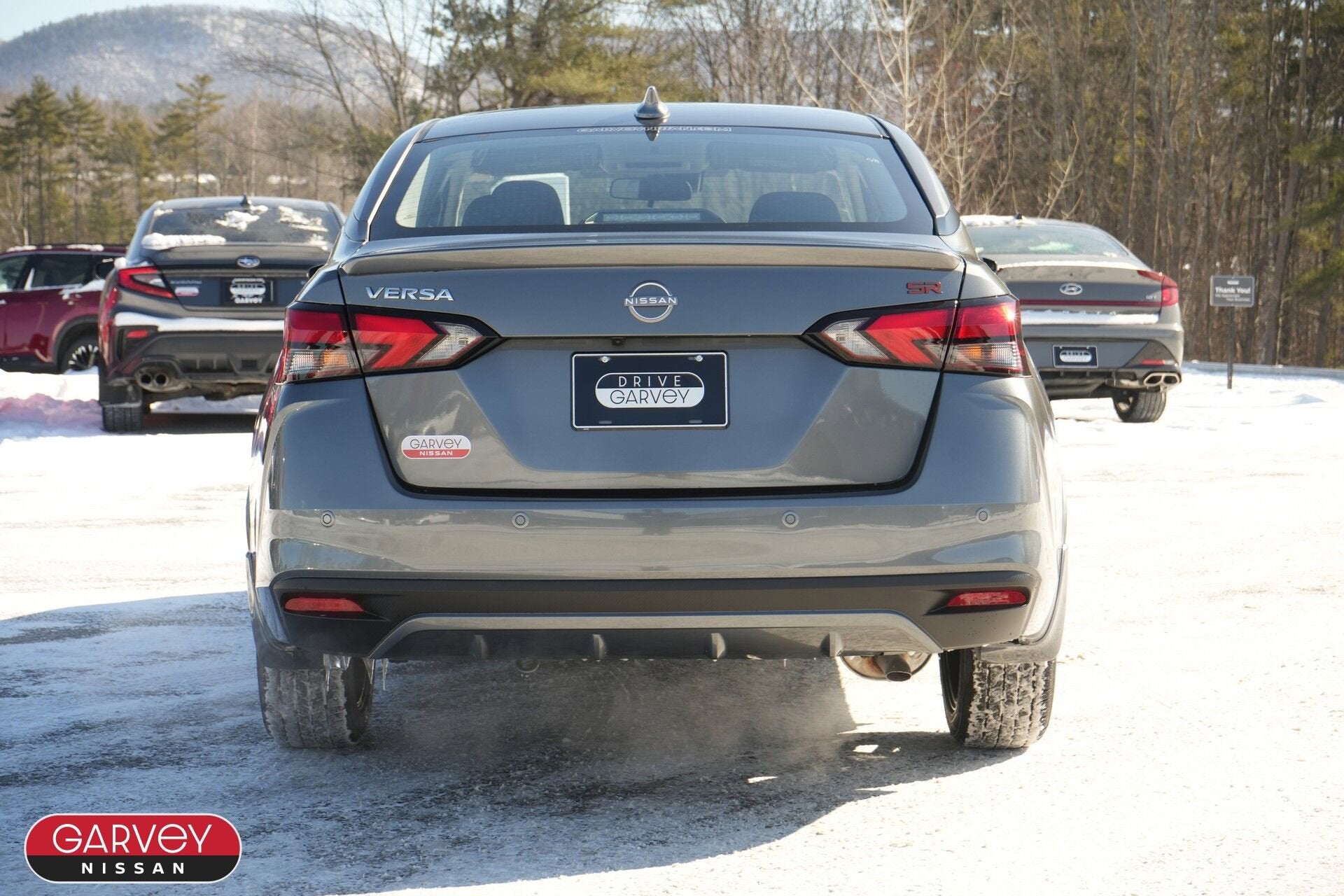 2025 Nissan Versa SR
