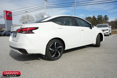 2025 Nissan Versa SR