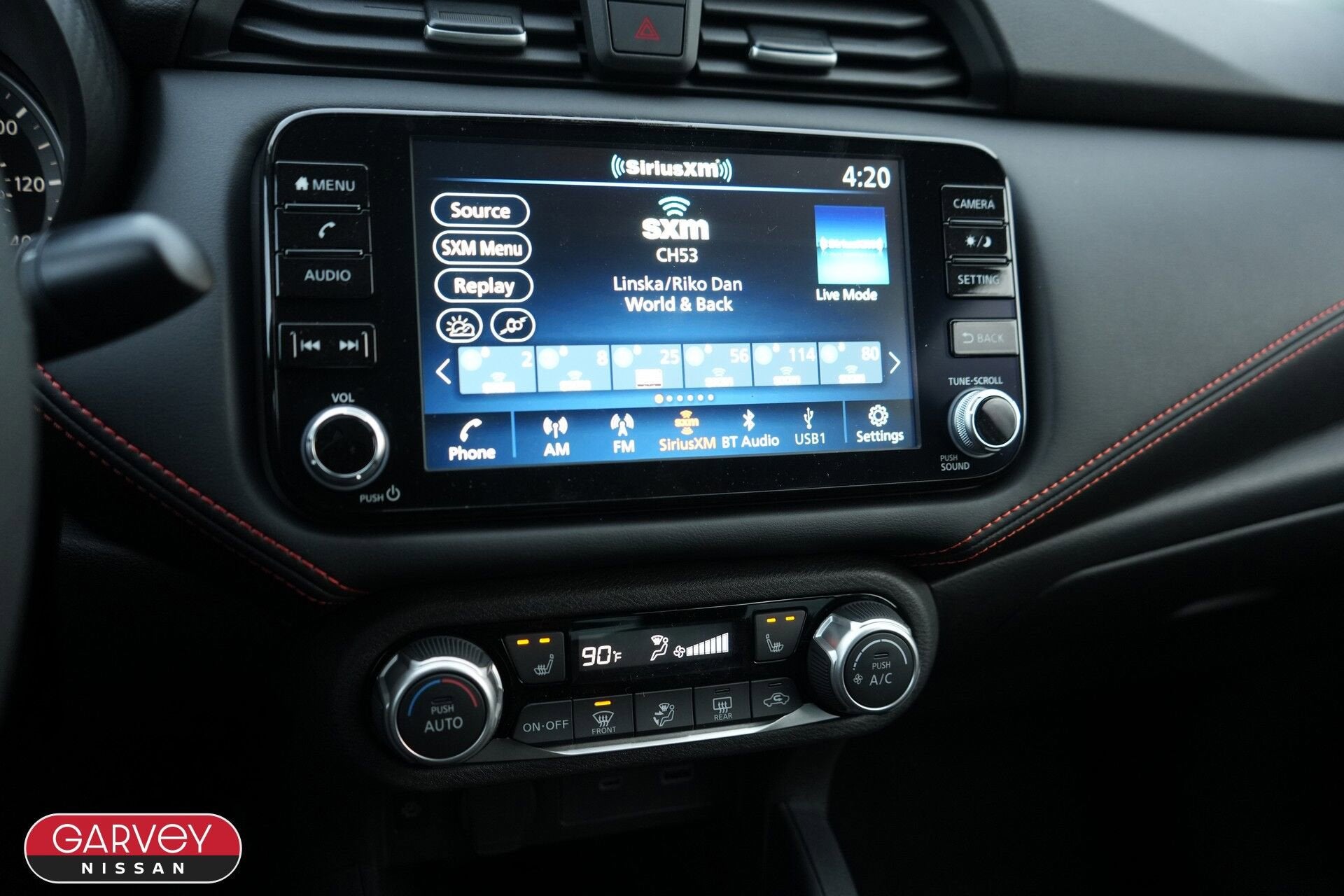 2025 Nissan Versa SR