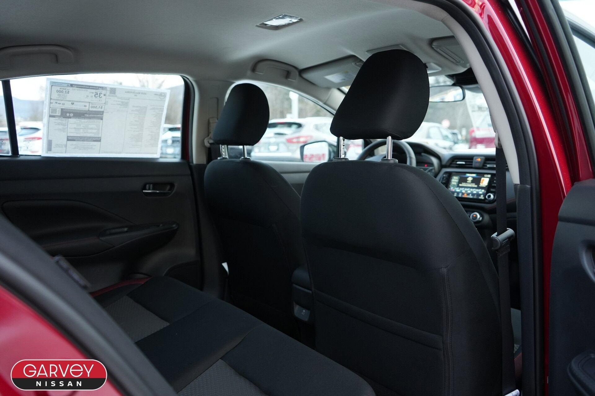 2025 Nissan Versa SR