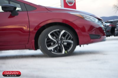 2025 Nissan Versa SR