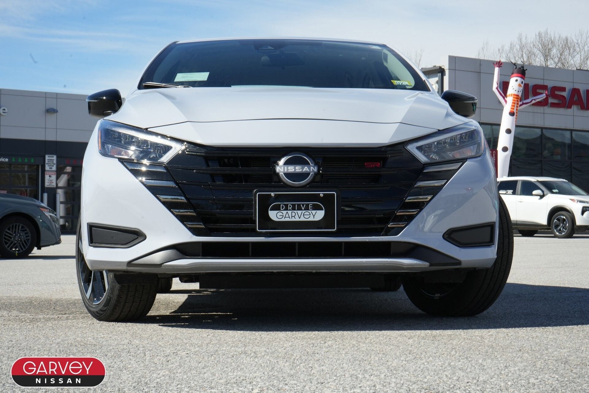 2025 Nissan Versa SR