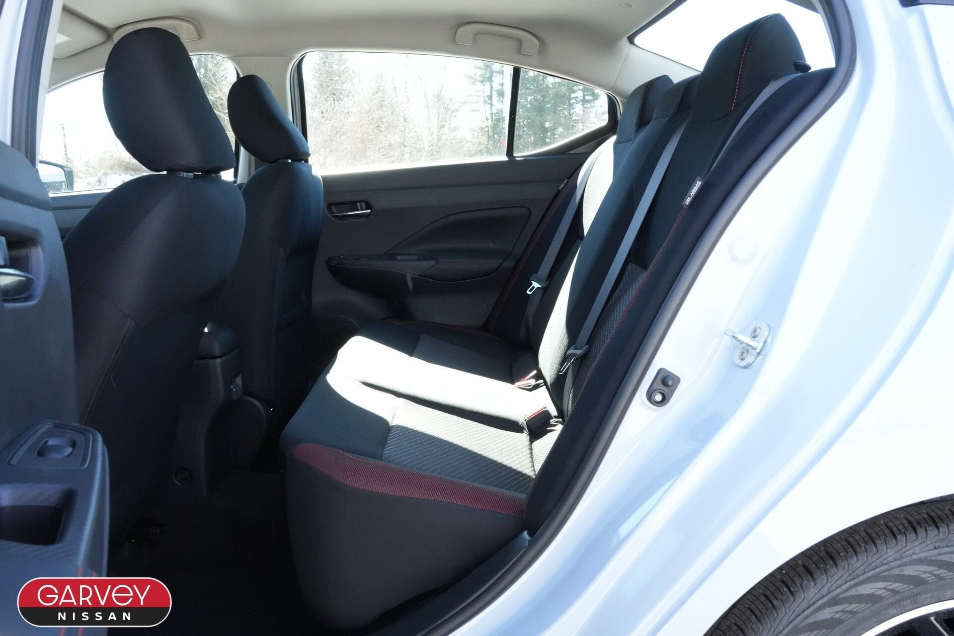 2025 Nissan Versa SR