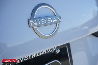 2025 Nissan Versa SR