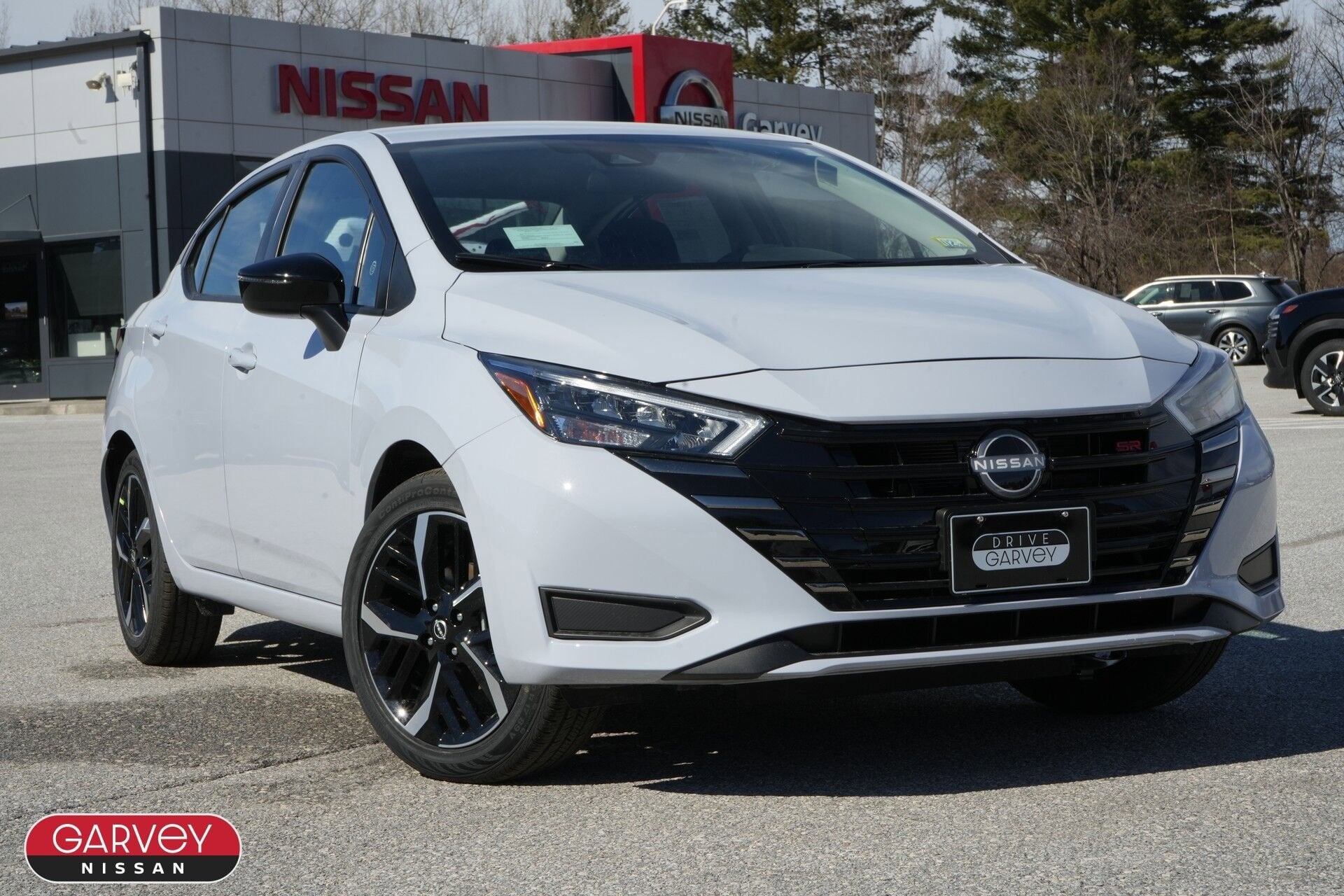 2025 Nissan Versa SR