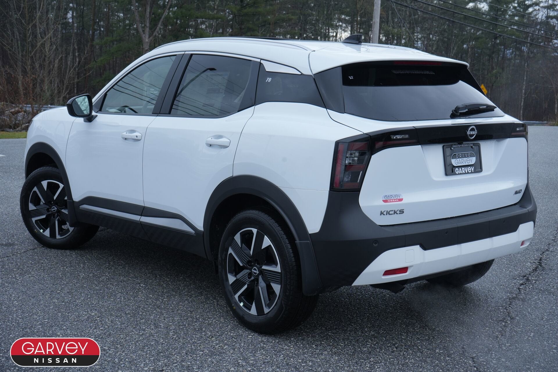 2026 Nissan Kicks SV